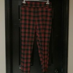 Red black womens plaid pants 0x 14w straight leg no holes worn once